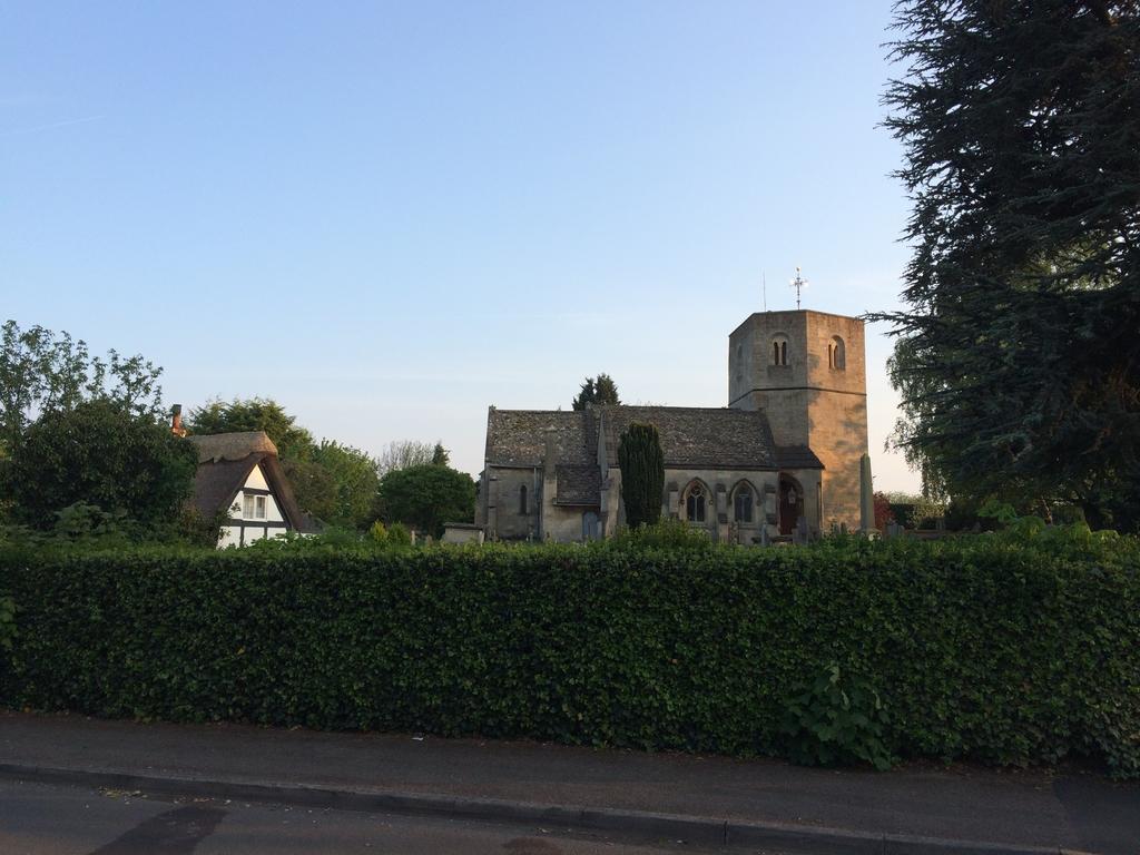Little Manor Bed & Breakfast Cheltenham Bagian luar foto