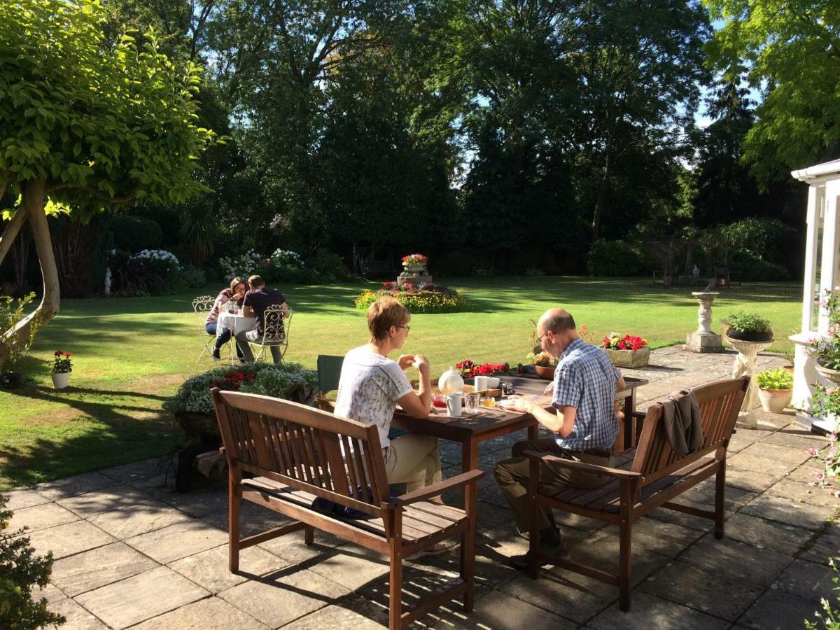 Little Manor Bed & Breakfast Cheltenham Bagian luar foto