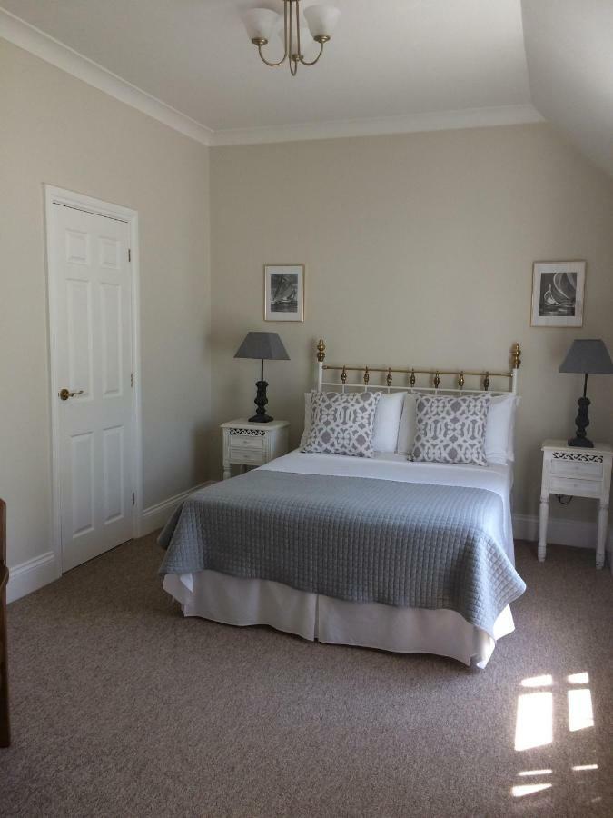Little Manor Bed & Breakfast Cheltenham Bagian luar foto